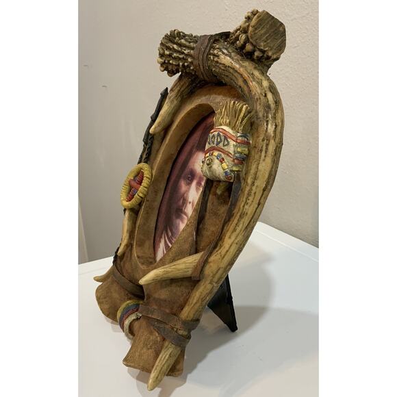 Vtg Resin Deer Antler Native American Indian Bone Photo Picture Frame 4” X 6” - Picture 2 of 16